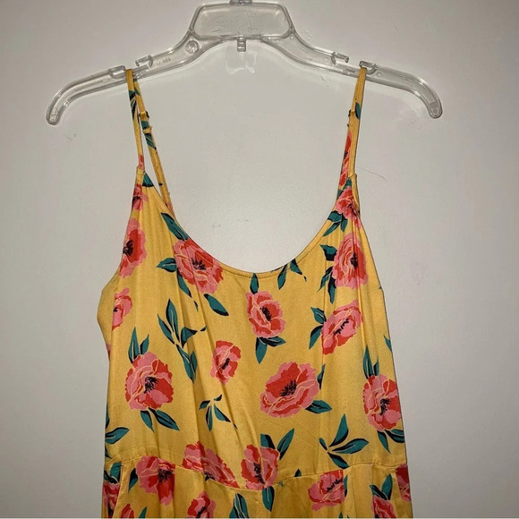 Billabong Yellow Floral Jumpsuit Boho Festival Whimsical Sleeveless Size Medium - Picture 5 of 17